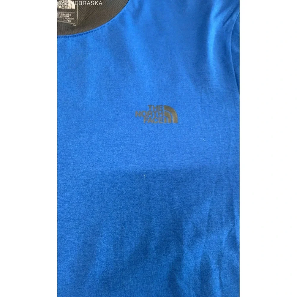 The North Face Men's Mountain Athletics Blue FlashDry-XD Training T-Shirt Sz L